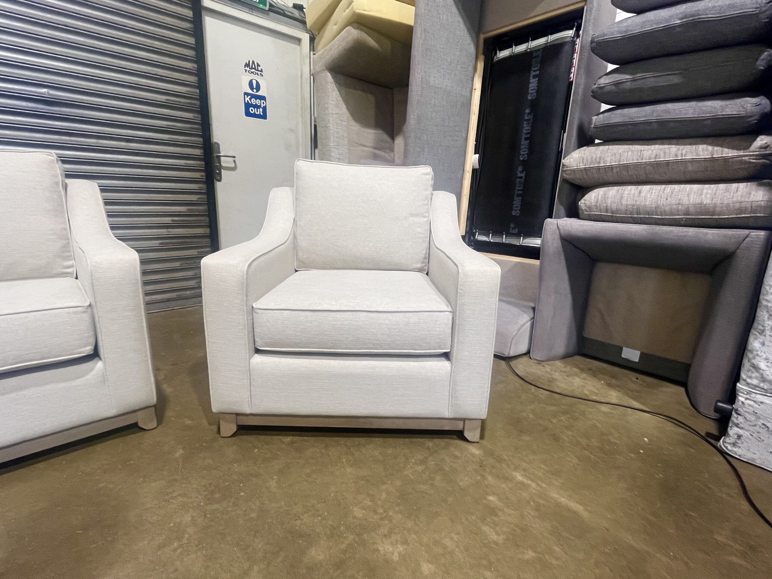 Light Beige 3 seater sofa with two matching armchairs & footstool. - Image 14
